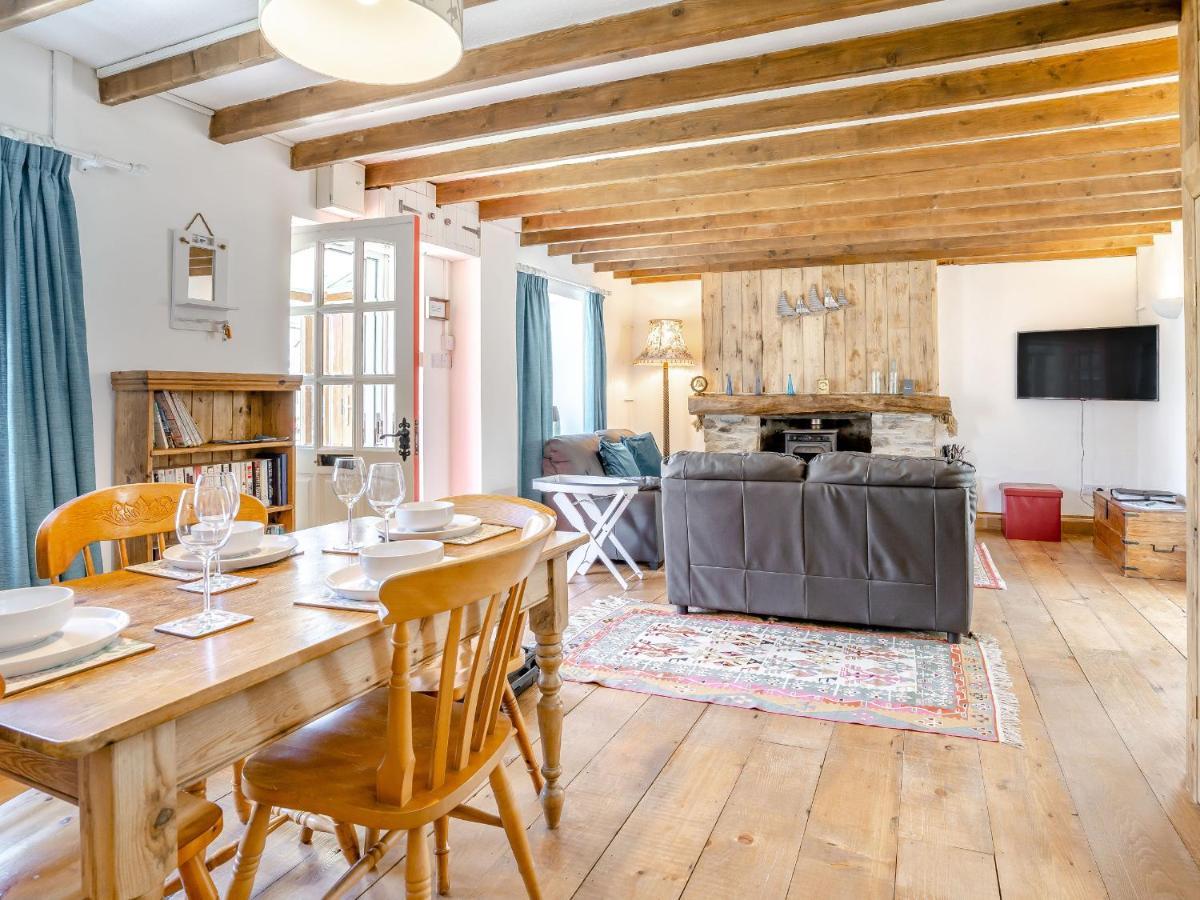 Sea Pickle Cottage ハバーフォードウェスト エクステリア 写真